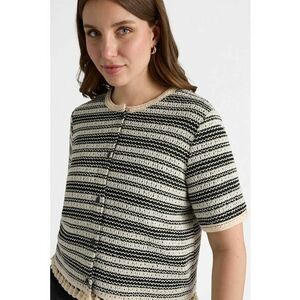 Cardigan tricotata cu canafi imagine