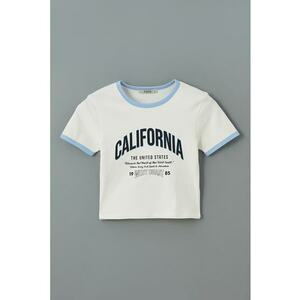 Tricou crop cu imprimeu text imagine