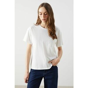 Tricou cu model uni si buzunar pe piept imagine