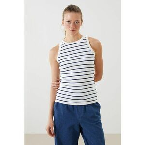 Top cu model in dungi imagine