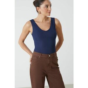 Top slim fit cu decolteu rotund imagine