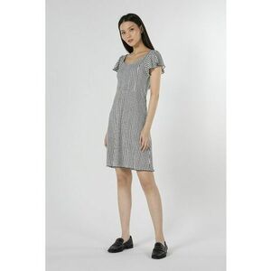 Rochie evazata in carouri imagine