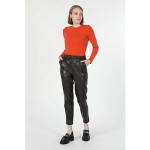Pantaloni crop de piele ecologica imagine