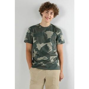 Tricou cu decolteu la baza gatului si model camuflaj imagine