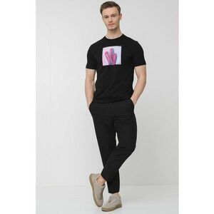 Tricou de bumbac cu model grafic imagine