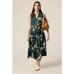 Rochie midi evazata cu model si decolteu tunica imagine