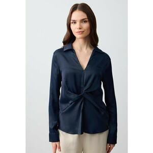 Bluza din satin cu detaliu nod imagine