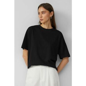 Tricou lejer cu decolteu la baza gatului imagine