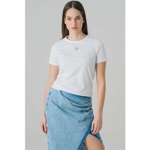 Tricou cu decolteu la baza gatului si inima discreta imagine