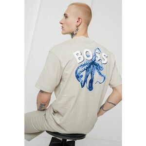 Tricou cu decolteu la baza gatului si model imagine