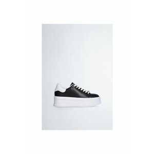 Pantofi sport flatform din piele cu strasuri imagine