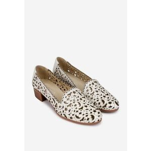 Pantofi dama crem din piele naturala cu model perforat imagine