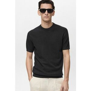 Tricou cu decolteu la baza gatului imagine