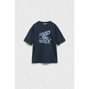 Tricou cu decolteu la baza gatului si imprimeu imagine