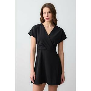 Rochie evazata cu decolteu in V imagine