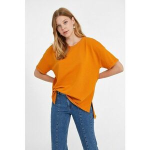 Tricou lejer cu terminatie asimetrica imagine