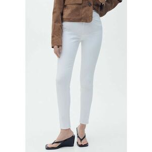 Blugi slim fit imagine