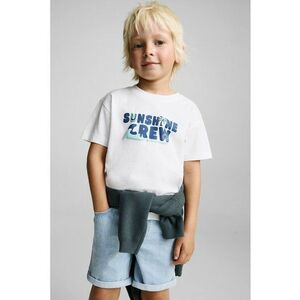 Tricou cu decolteu la baza gatului - cu text imagine