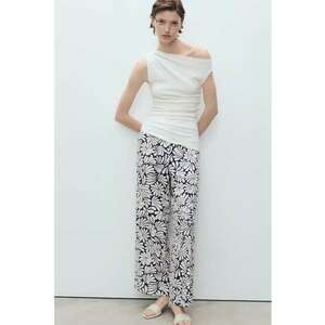 Pantaloni drepti din amestec de in imagine