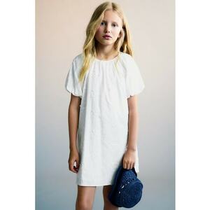 Rochie scurta cu model brodat imagine