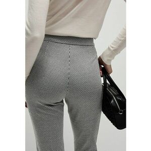 Pantaloni cu imprimeu grafic imagine