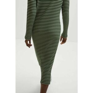 Rochie midi cu dungi si maneci lungi imagine