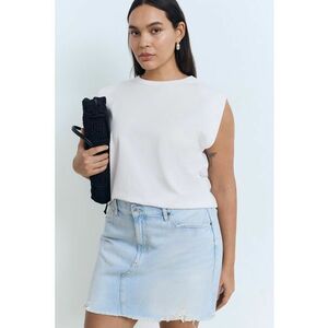 Tricou cu maneci aripioara imagine
