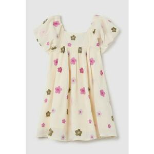 Rochie cu model floral si maneci bufante imagine