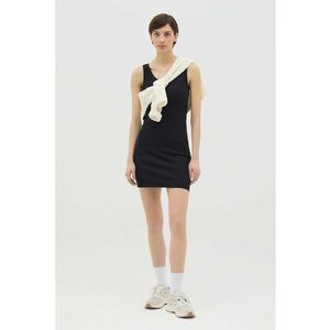 Rochie cambrata cu decolteu rotund imagine