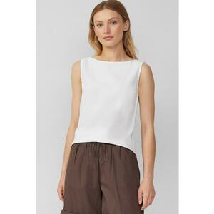 Tricou cu model uni si decolteu barcuta imagine
