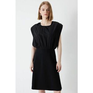 Rochie midi evazata cu decolteu rotund imagine