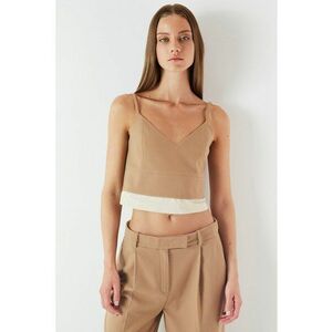 Top crop cu decolteu in V imagine