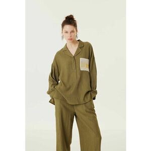 Bluza lejera cu text imagine