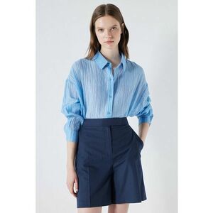 Pantaloni scurti evazati cu talie inalta imagine