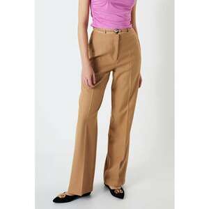 Pantaloni cu o curea elastica imagine