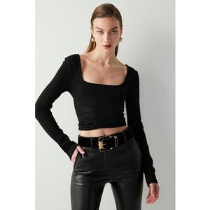 Bluza crop cu decolteu patrat imagine