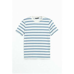 Tricou cu dungi si decolteu la baza gatului imagine