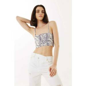 Top crop cu model imagine