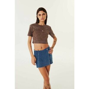 Tricou crop cu decolteu la baza gatului imagine