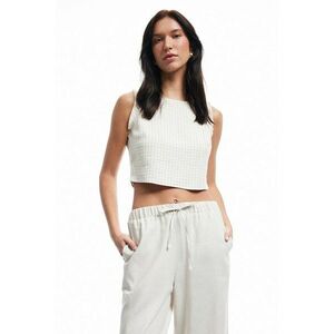 Top crop din amestec de in imagine