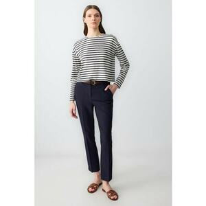 Pantaloni crop eleganti imagine