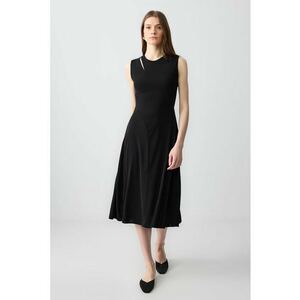 Rochie evazata uni imagine