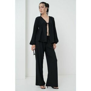 Bluza lejera cu maneci evazate imagine