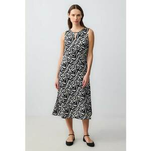 Rochie midi cu croiala dreapta si imprimeu imagine