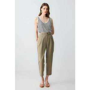 Pantaloni crop cu buzunare laterale imagine