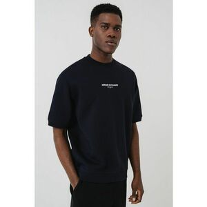Tricou cu imprimeu logo si decolteu la baza gatului imagine
