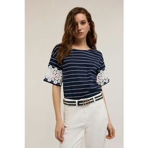 Tricou cu detalii florale imagine
