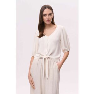 Bluza din amestec de in imagine