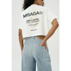 Tricou lejer cu imprimeu pe partea din spate imagine