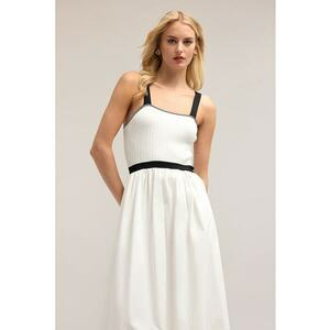Rochie midi cu croiala A imagine